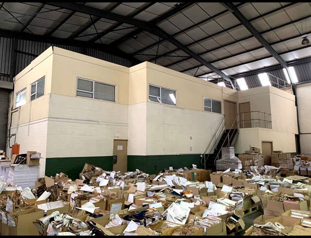 1,300M² FACTORY TO LET IN PAROW INDUSTRIAL